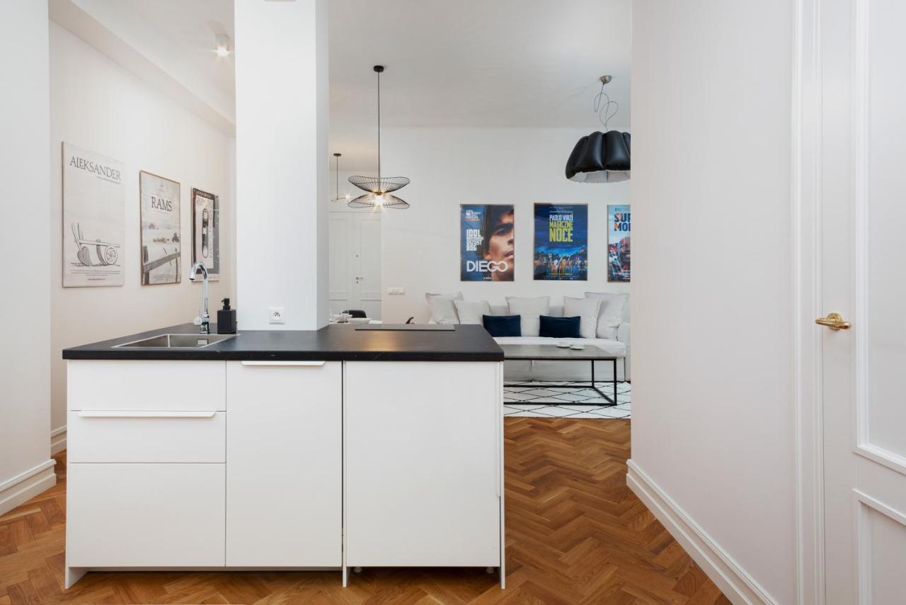 Hoża 35 By Homeprime Apartament